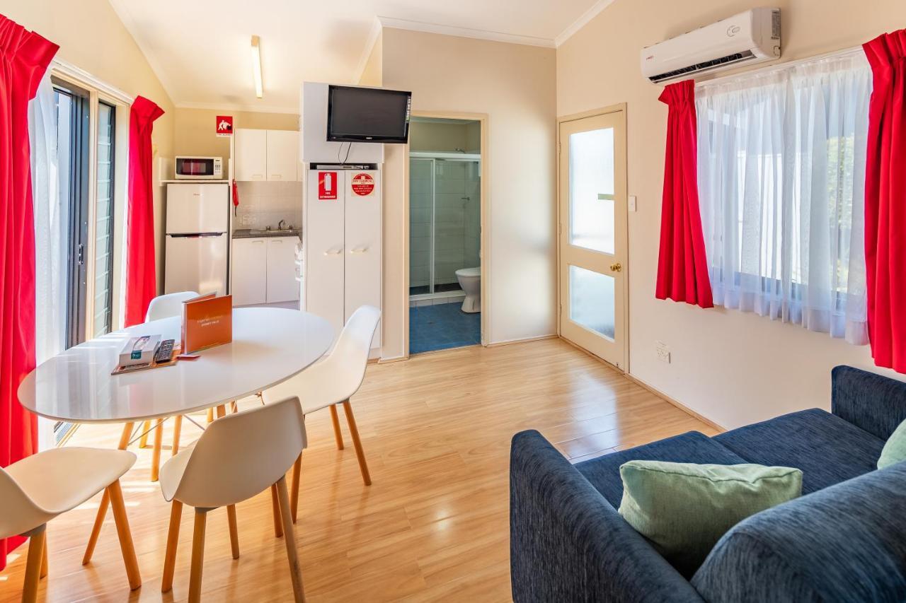 Ingenia Holidays Sydney Hills Dural Bagian luar foto